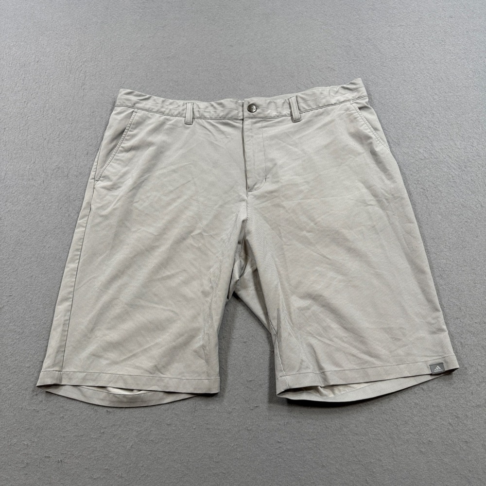 Adidas Golf Shorts Men's 38 Light Gray Mesh Lined Relaxed Fit Athleisure Running